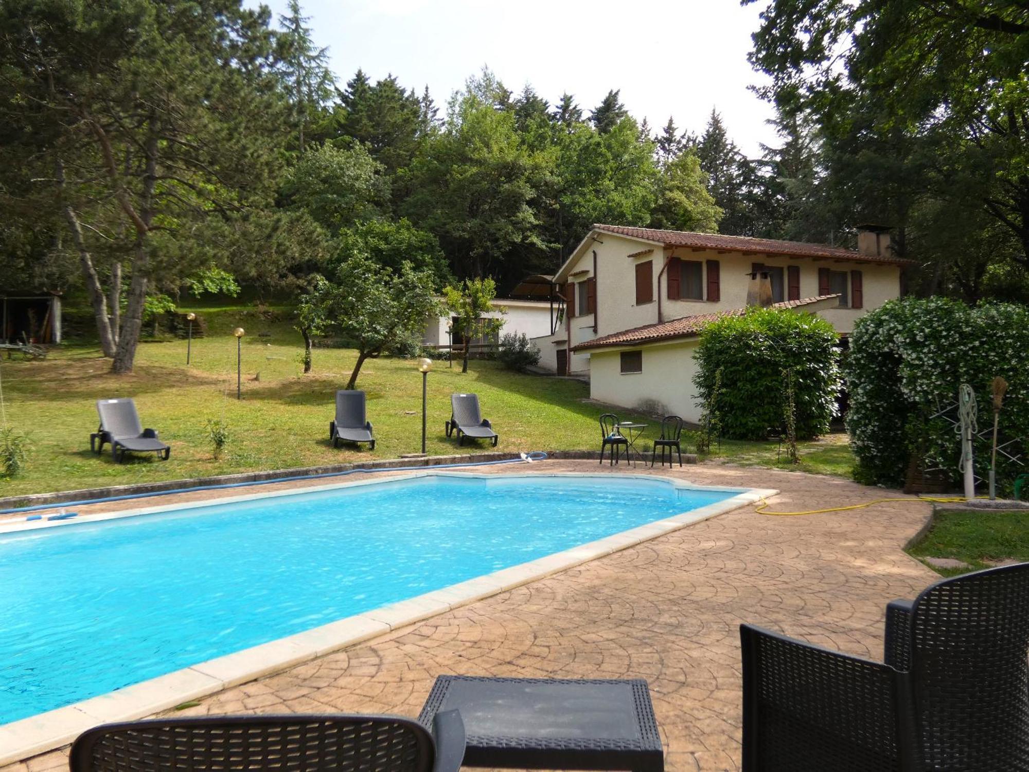 Villa Scappo In Umbria, La Casa Nel Bosco Amelia Esterno foto